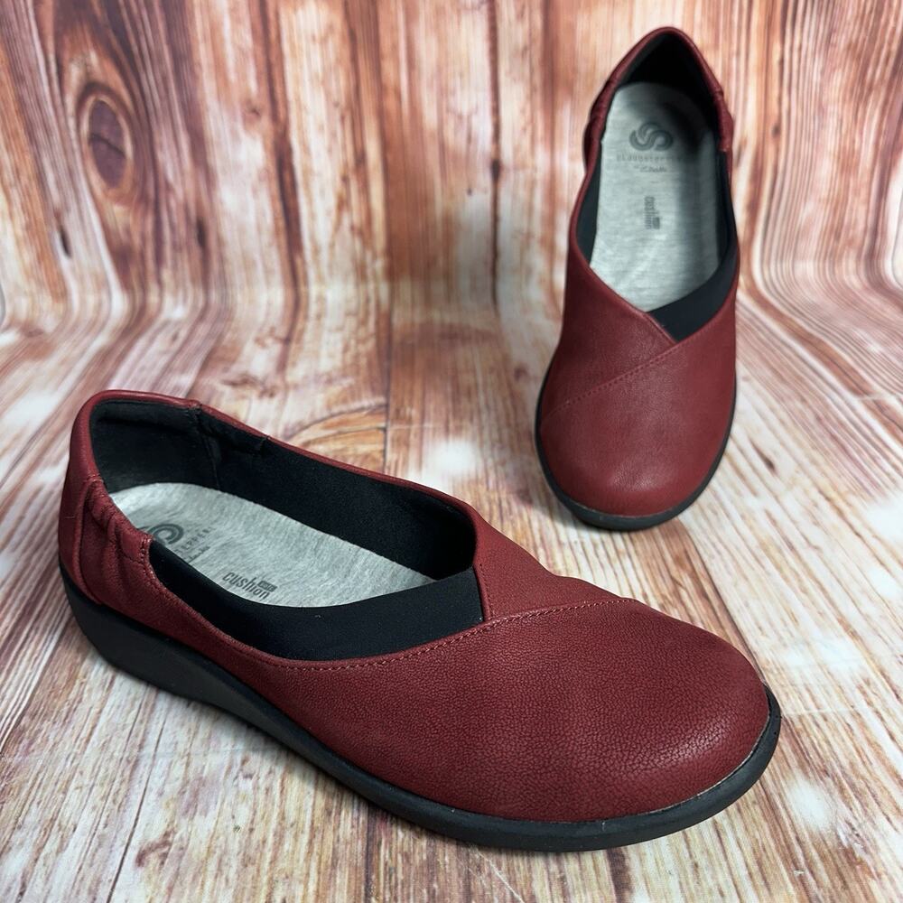 Clarks SILLIAN JETAY Womens Size 6.5 M Red Suede Loafers Flats Comfort Shoes